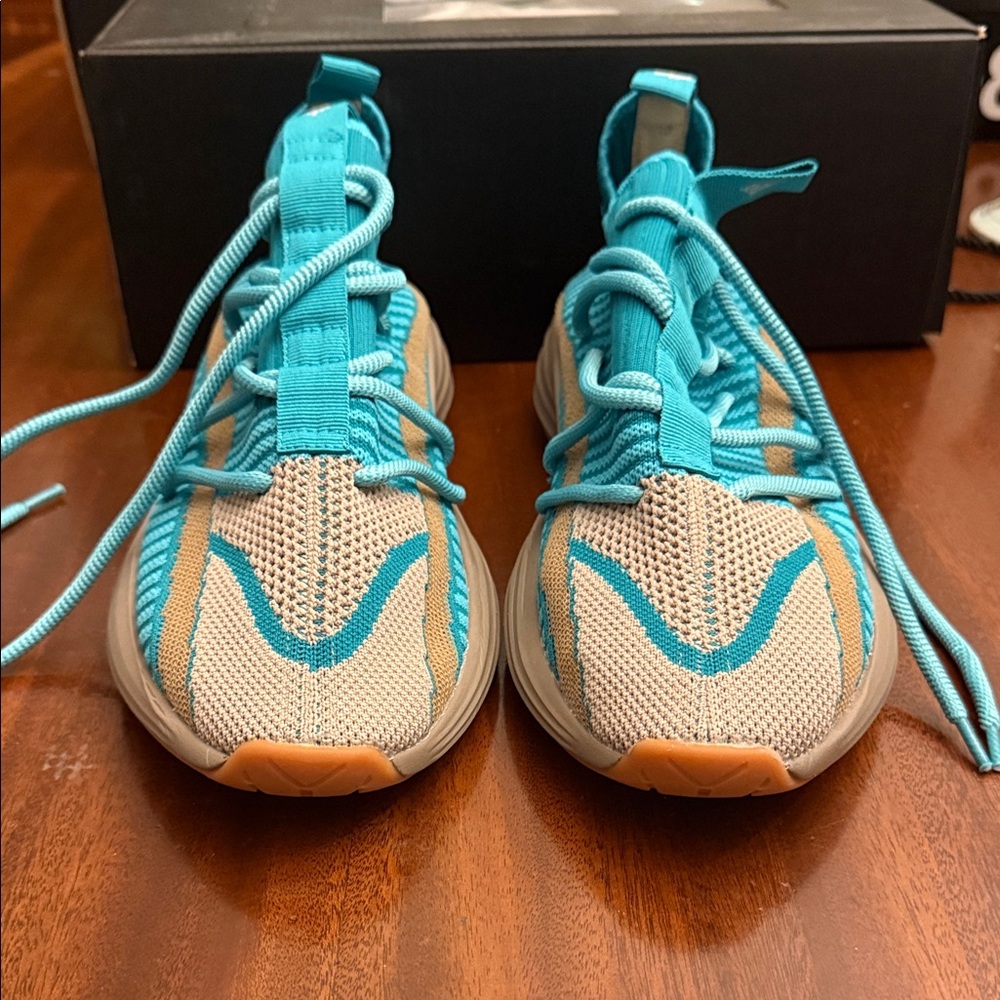 Sia Collective SSR - Turkes and Caicos